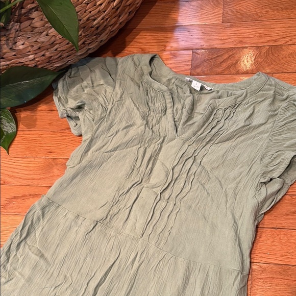 beachlunchlounge Sage Green Maxi Dress - Picture 5 of 7